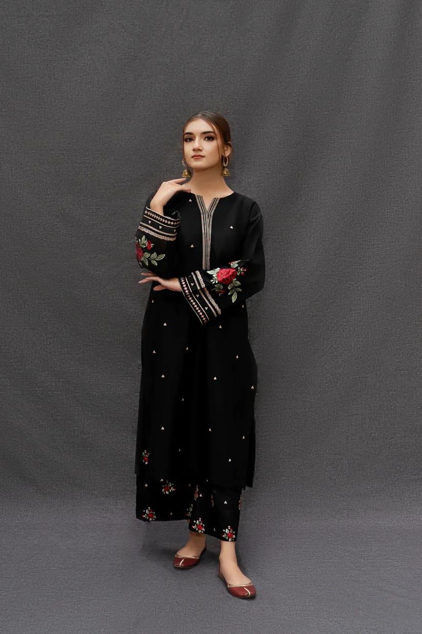 UNUNSTICHED 3 PCS EMBRIODERED DRESS